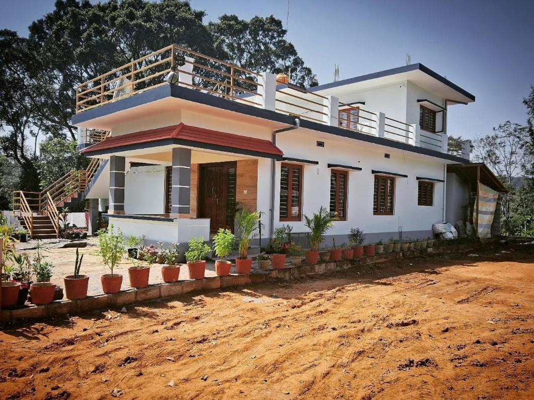 Coorg Teakwood Treasure Homestay Мадикери Экстерьер фото